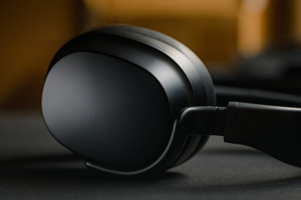 sony wh1000xm6:The Ultimate Noise-Cancelling Headphones Redefined